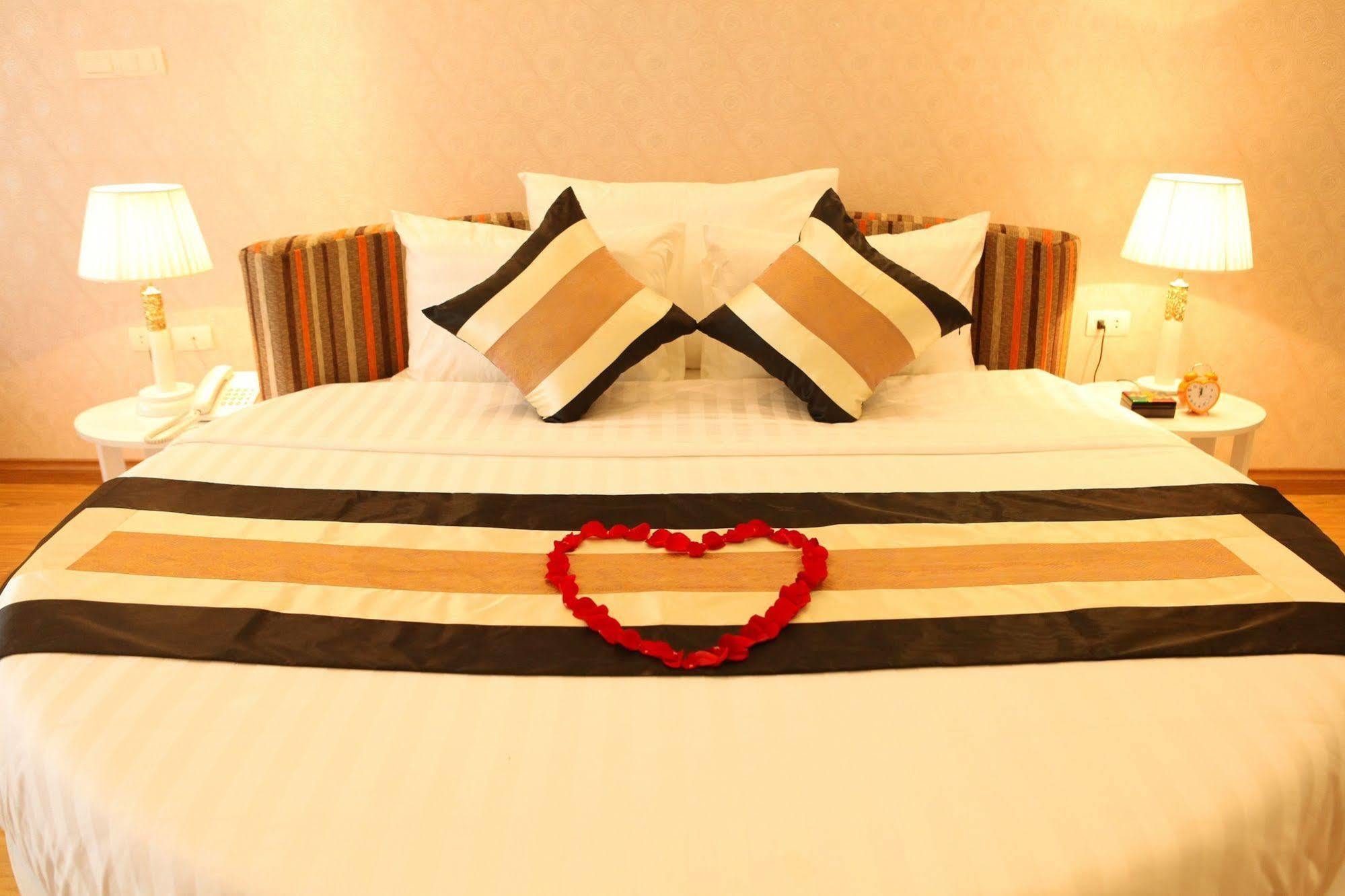 Splendid Star Suites Hotel ฮานอย ห้อง รูปภาพ