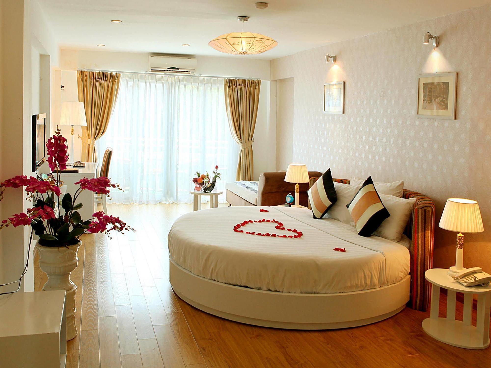 Splendid Star Suites Hotel ฮานอย ภายนอก รูปภาพ