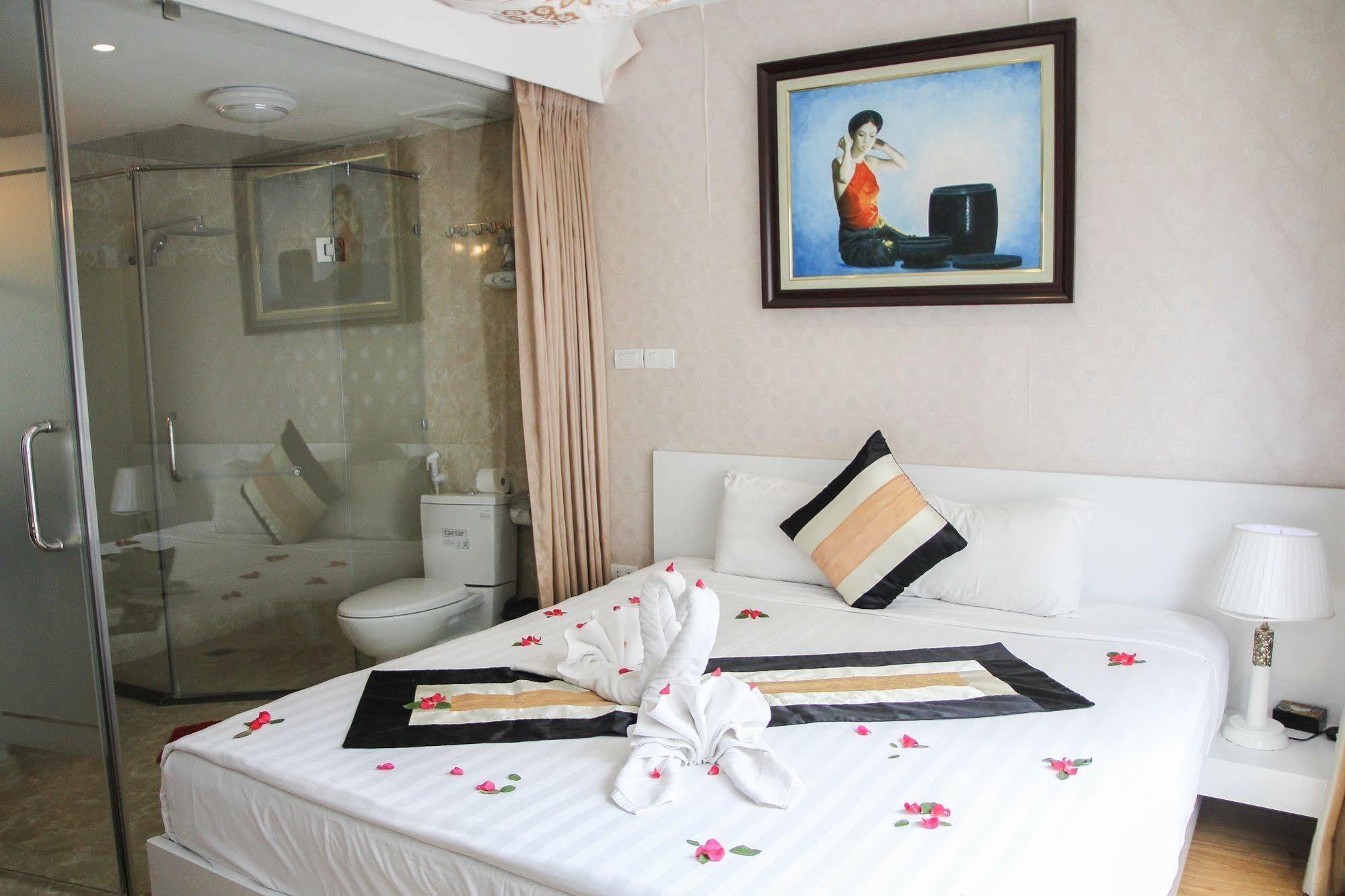 Splendid Star Suites Hotel ฮานอย ภายนอก รูปภาพ